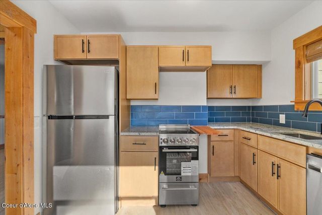 1010 E ST MARIES AVE, Coeur D'alene, ID 83814