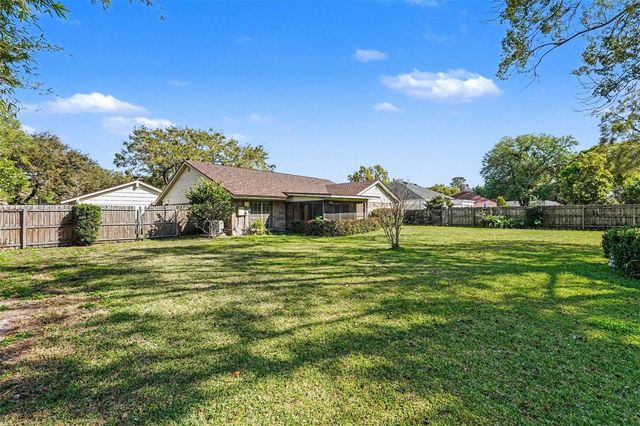 10414 RECLINATA LANE, Tampa, FL 33618