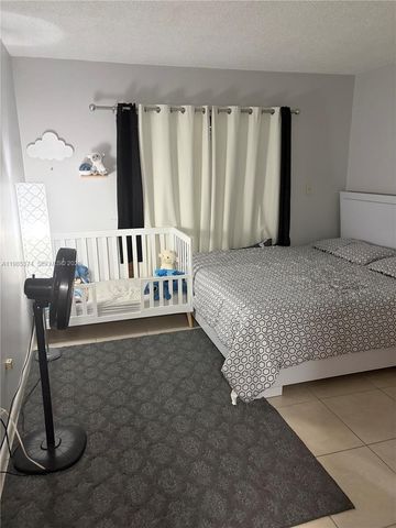 571 NW 107th Ave 205, Miami, FL 33172