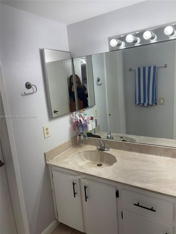 571 NW 107th Ave 205, Miami, FL 33172