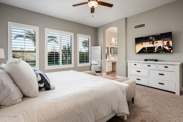 4375 E LARIAT Lane, Phoenix, AZ 85050