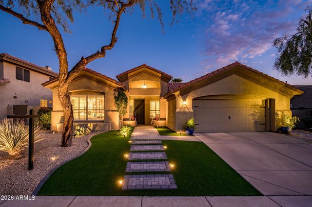 4375 E LARIAT Lane, Phoenix, AZ 85050