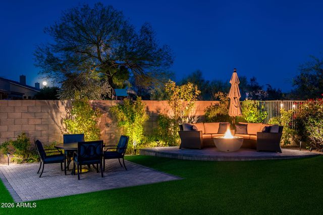 4375 E LARIAT Lane, Phoenix, AZ 85050