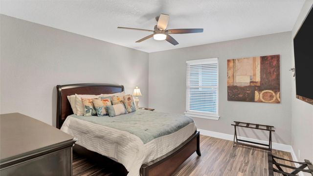 450 Pecan Creek DR, Horseshoe Bay, TX 78657