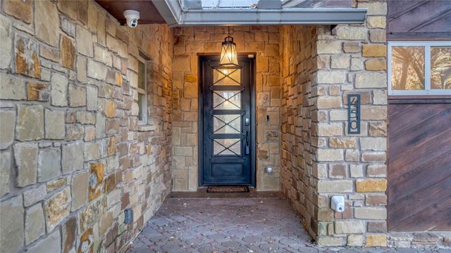 450 Pecan Creek DR, Horseshoe Bay, TX 78657