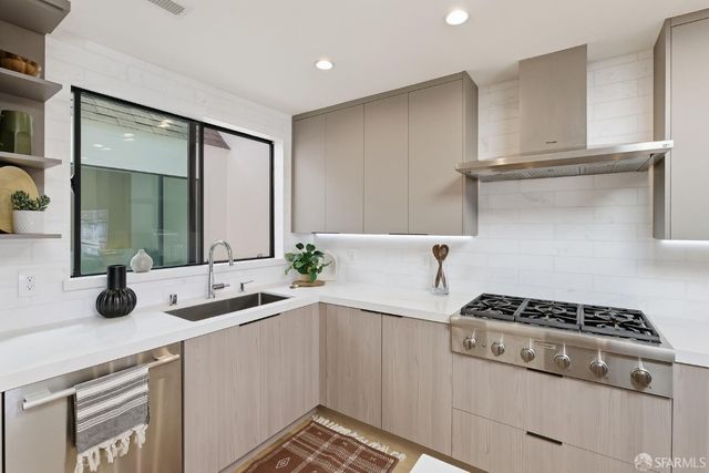 1646 34th Avenue, San Francisco, CA 94122