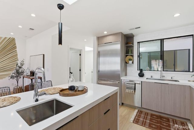 1646 34th Avenue, San Francisco, CA 94122