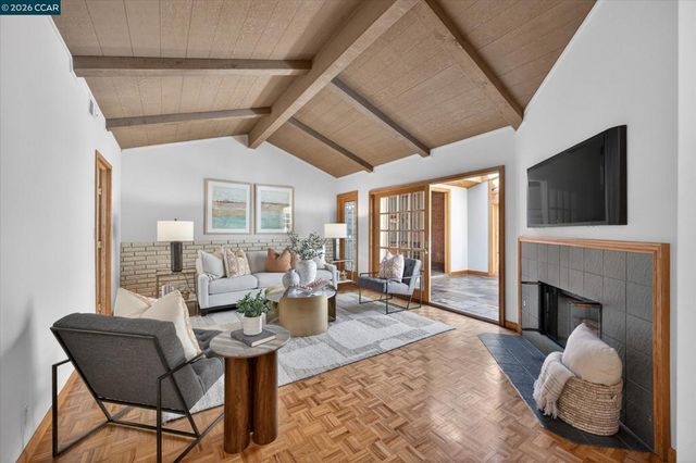 131 Corte Del Prado, Walnut Creek, CA 94598