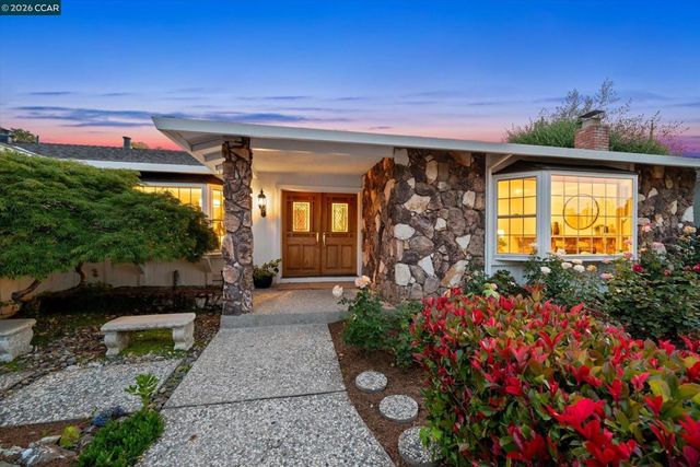131 Corte Del Prado, Walnut Creek, CA 94598