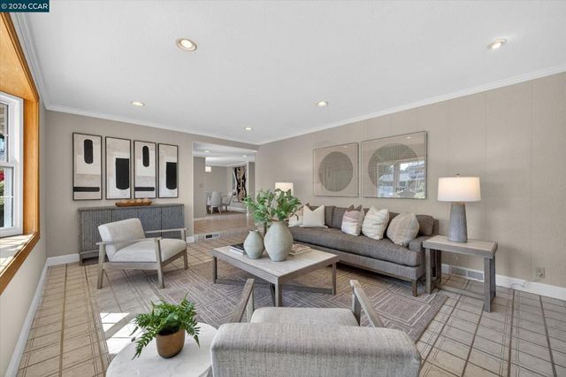 131 Corte Del Prado, Walnut Creek, CA 94598