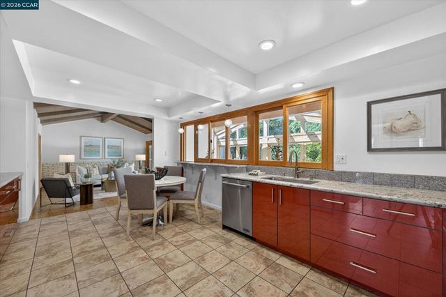 131 Corte Del Prado, Walnut Creek, CA 94598