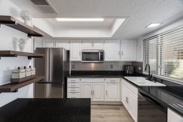 9212 Orlando Place NE, Albuquerque, NM 87111