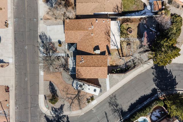 9212 Orlando Place NE, Albuquerque, NM 87111