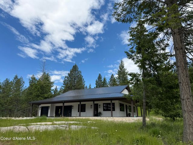 1520 Wrenco Loop Rd, Sandpoint, ID 83864