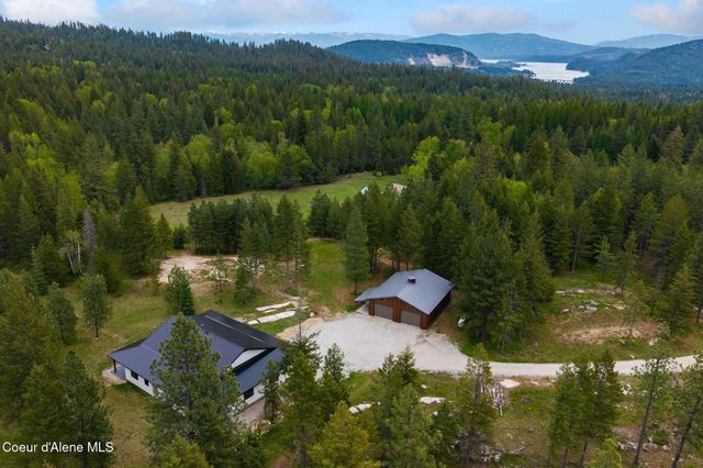 1520 Wrenco Loop Rd, Sandpoint, ID 83864