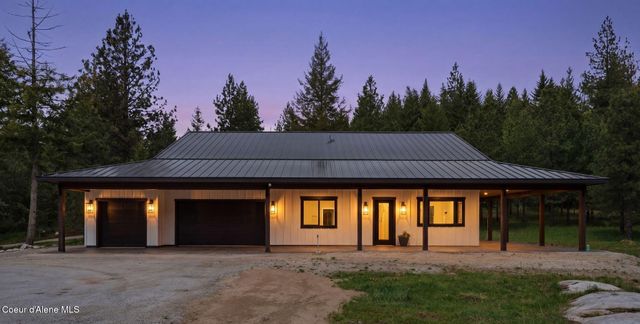 1520 Wrenco Loop Rd, Sandpoint, ID 83864