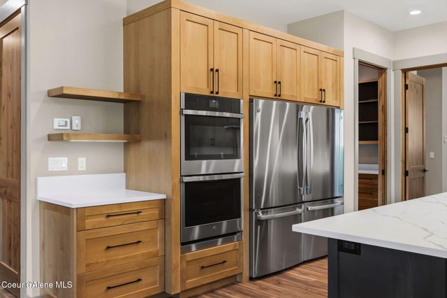 1520 Wrenco Loop Rd, Sandpoint, ID 83864
