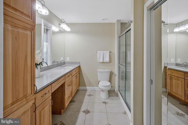 12321 HOLLYHOCK CT, Woodbridge, VA 22192