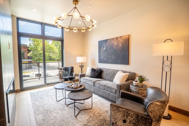 220 E 2nd Street 202, Whitefish, MT 59937