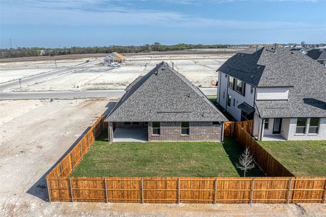 1913 Amber Gate Drive, Anna, TX 75409
