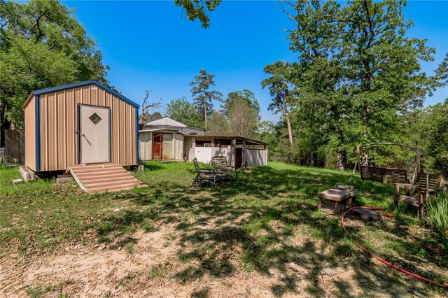 163 Black Walnut Street, Trinity, TX 75862