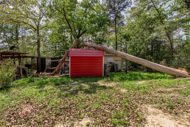 163 Black Walnut Street, Trinity, TX 75862