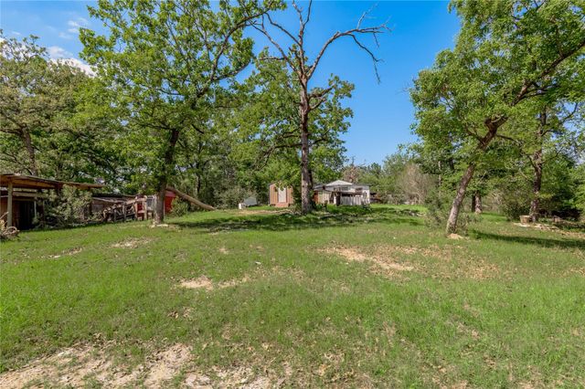 163 Black Walnut Street, Trinity, TX 75862