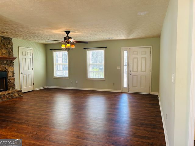 2690 Sharpsburg McCullum Road, Newnan, GA 30265
