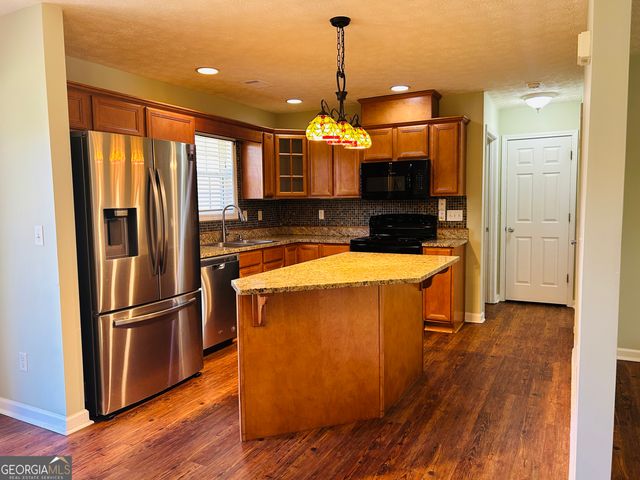 2690 Sharpsburg McCullum Road, Newnan, GA 30265