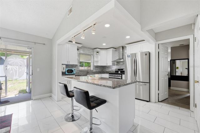 7641 COMPASS DRIVE, Orlando, FL 32810