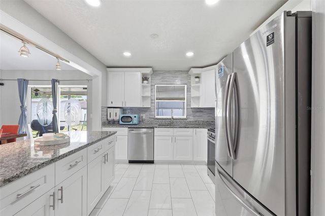 7641 COMPASS DRIVE, Orlando, FL 32810