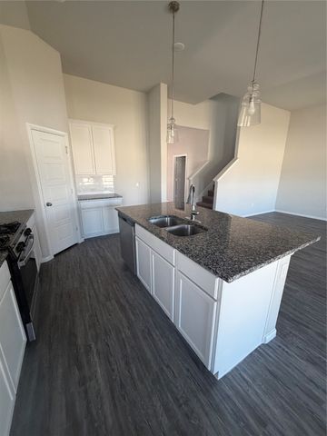 7105 Pampas Place, Venus, TX 76084