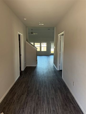 7105 Pampas Place, Venus, TX 76084