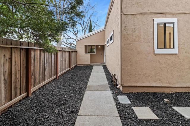 2757 Gamble Court, Hayward, CA 94542