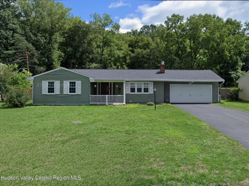 61 Payn Avenue, Chatham, NY 12037