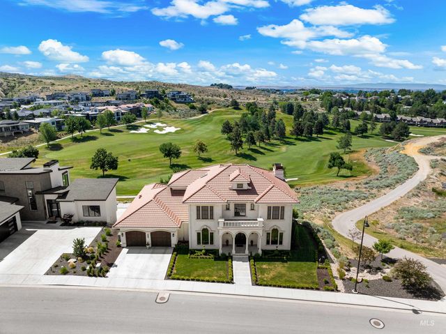 1083 E Chardie Rd, Boise, ID 83702