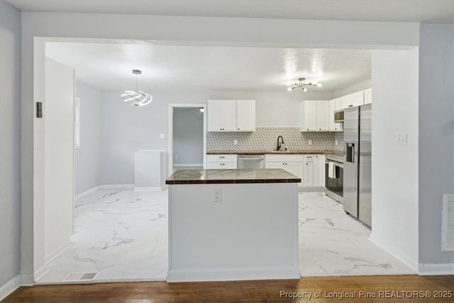 6025 Elstree Place, Fayetteville, NC 28314