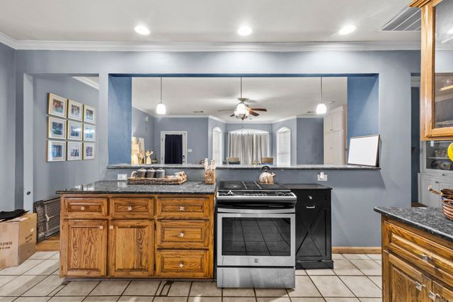 5 Williamsburg Drive, Cabot, AR 72023