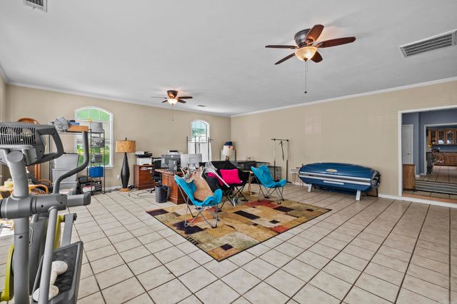 5 Williamsburg Drive, Cabot, AR 72023