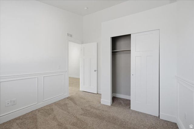 3856 W COASTAL DUNE DR, South Jordan, UT 84009