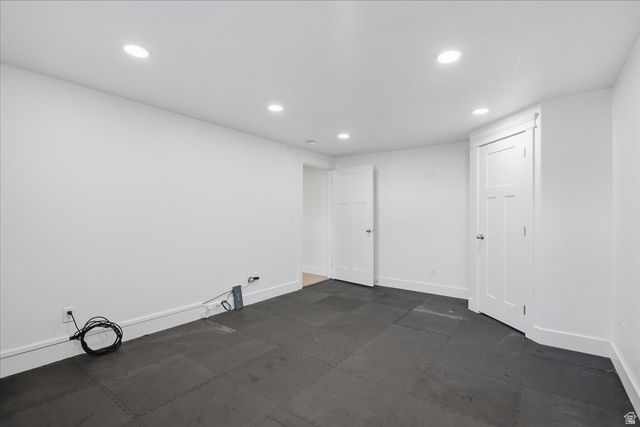 3856 W COASTAL DUNE DR, South Jordan, UT 84009