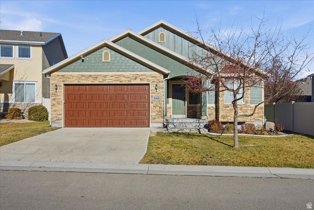 3856 W COASTAL DUNE DR, South Jordan, UT 84009