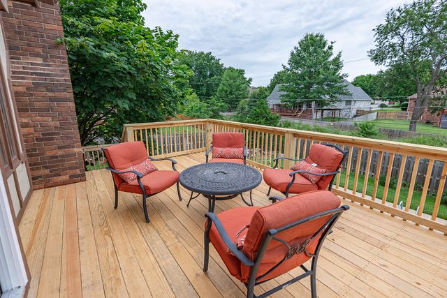 1921 E Nottingham Street, Springfield, MO 65804