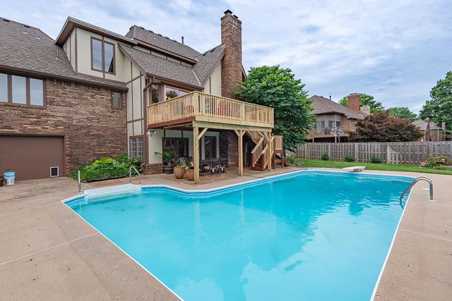 1921 E Nottingham Street, Springfield, MO 65804