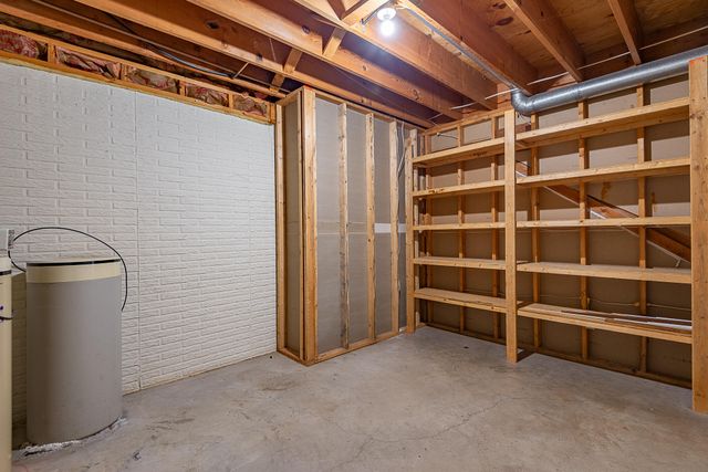 1921 E Nottingham Street, Springfield, MO 65804