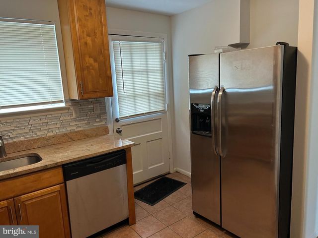 3319 6TH ST SE, Washington, DC 20032