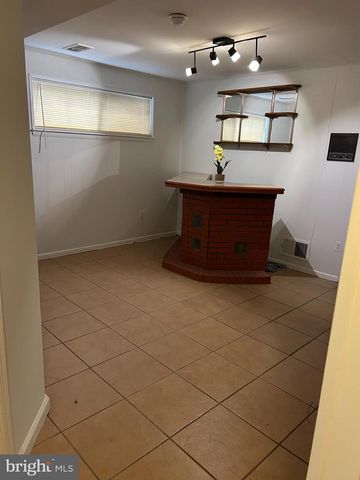 3319 6TH ST SE, Washington, DC 20032