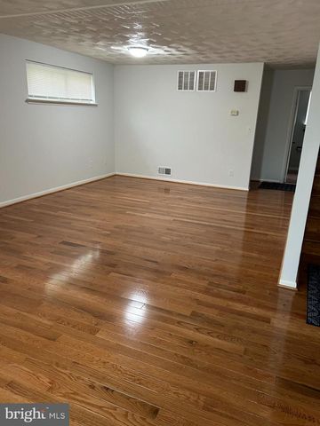 3319 6TH ST SE, Washington, DC 20032