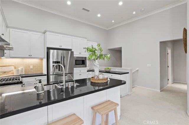 67 Kempton, Irvine, CA 92620