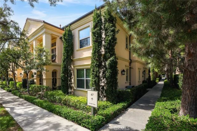 67 Kempton, Irvine, CA 92620